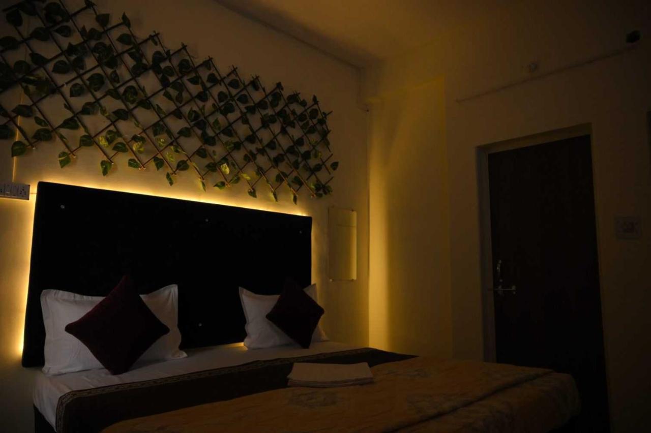 Hotel O Pop Hotel Blue Star Bhilai Esterno foto